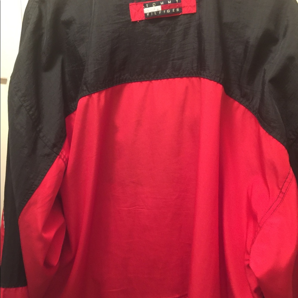 Windbreaker - Picture 4 of 4